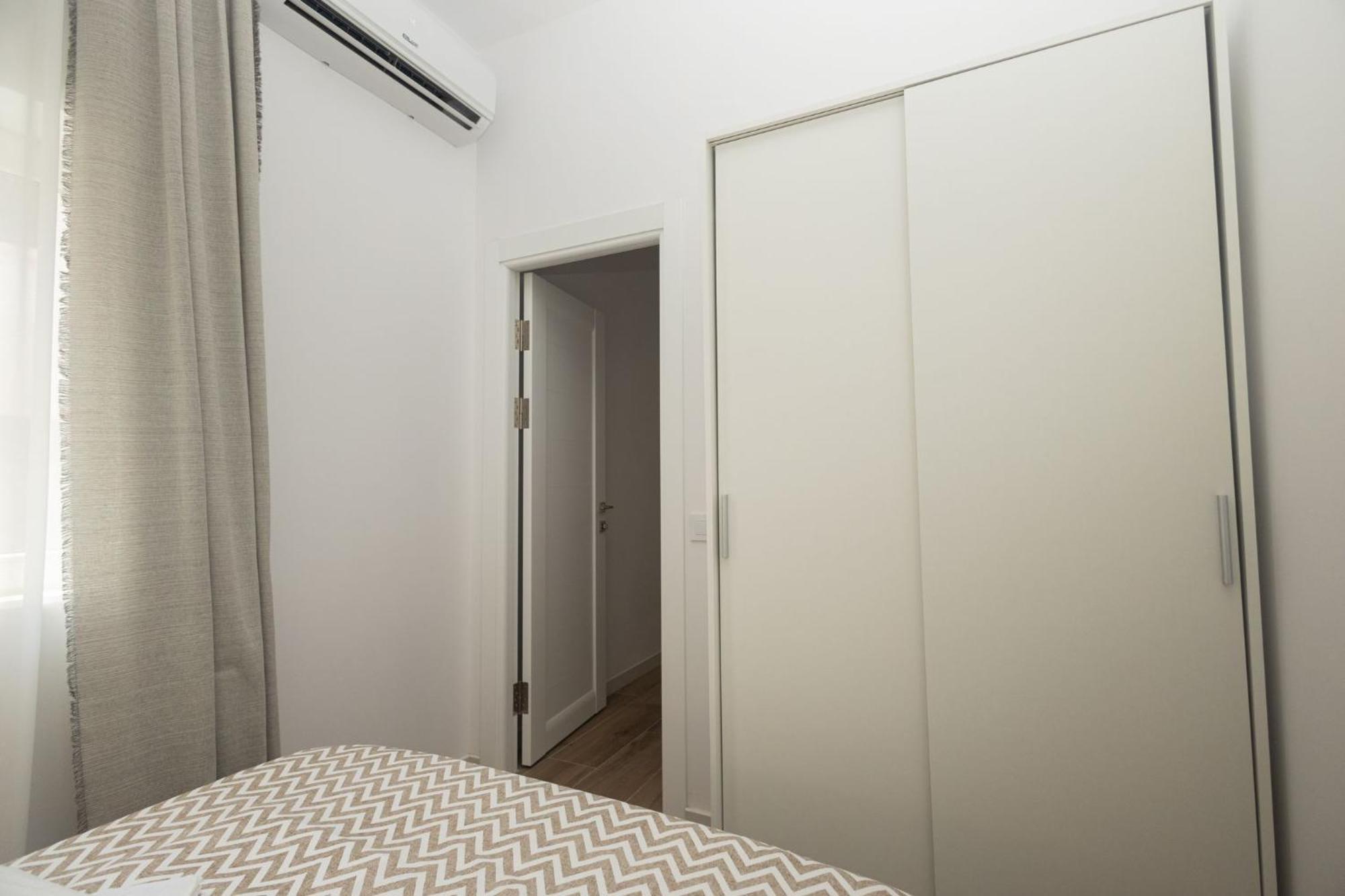 Ra Apartamentos Sevilla Alicante Esterno foto